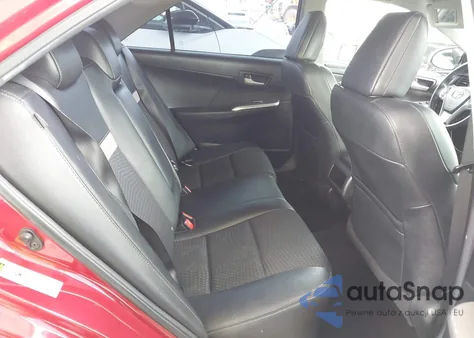 2013 Toyota Camry Se z USA, uszkodzony, nr VIN 4T1BF1FK6DU687369